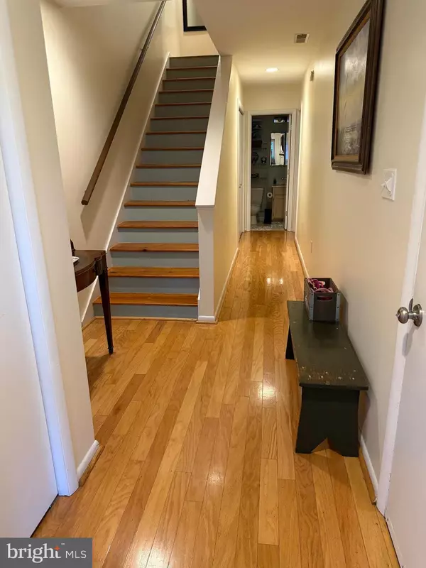 Rehoboth Beach, DE 19971,31 6TH ST #9