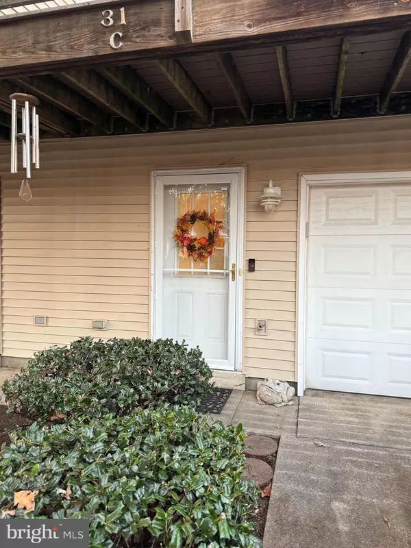 Rehoboth Beach, DE 19971,31 6TH ST #9