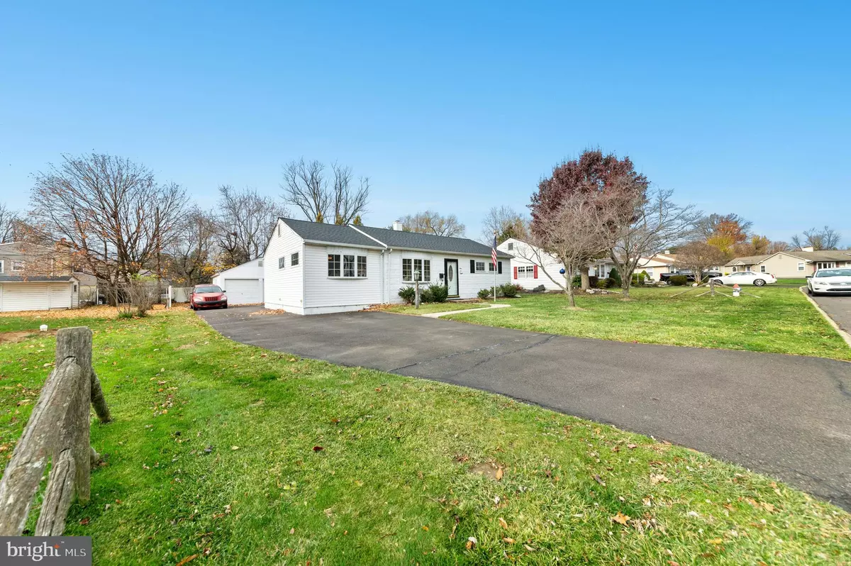 Southampton, PA 18966,908 CIRCLE DR
