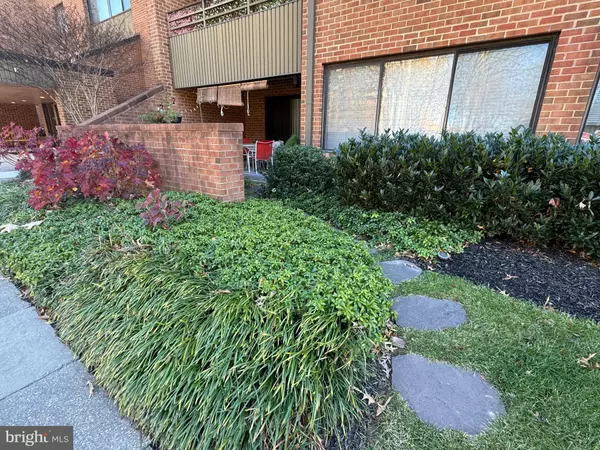 Towson, MD 21286,2 SOUTHERLY #108