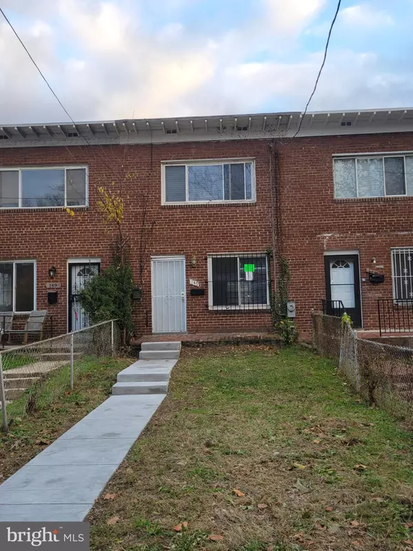 Washington, DC 20032,147 MISSISSIPPI AVE SE