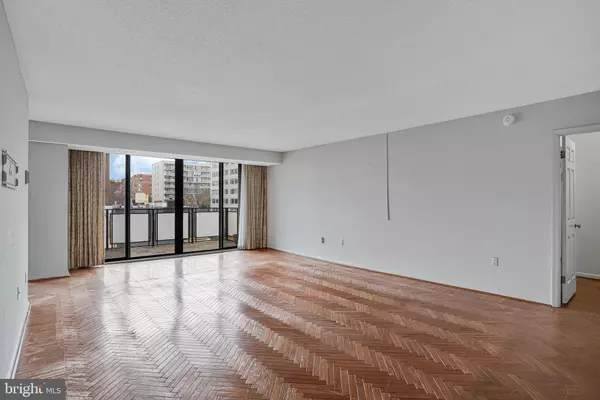 Washington, DC 20037,800 25TH ST NW #502