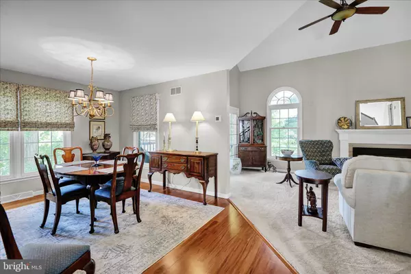 Reading, PA 19610,1907 MEADOW LN