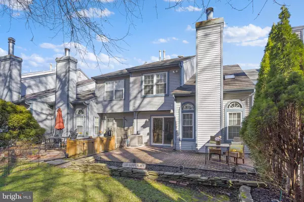 Mount Laurel, NJ 08054,8 KETTLEBROOK DR