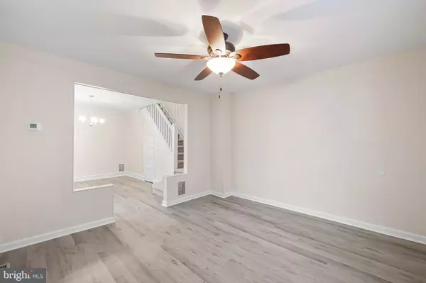 Wilmington, DE 19802,305-1/2 W 19TH ST