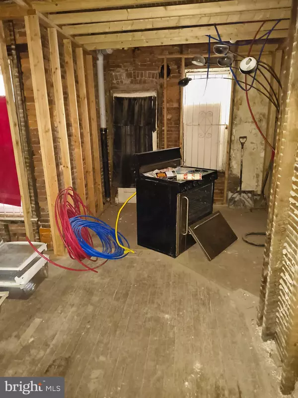 Philadelphia, PA 19132,1641 W TORONTO ST