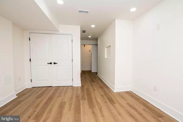 Philadelphia, PA 19138,7230 BRIAR RD