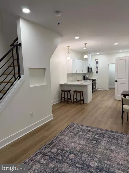 7230 BRIAR RD, Philadelphia, PA 19138