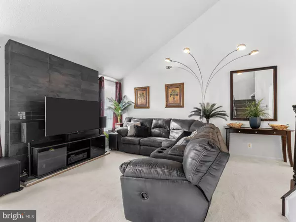 Mount Laurel, NJ 08054,358B WILLOW TURN