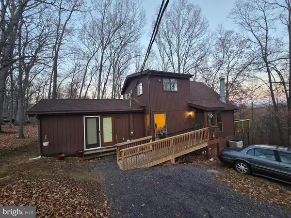 Hedgesville, WV 25427,277 ENDLESS SUMMER RD