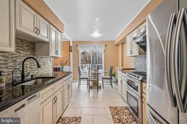 Philadelphia, PA 19116,11208 JEANES ST