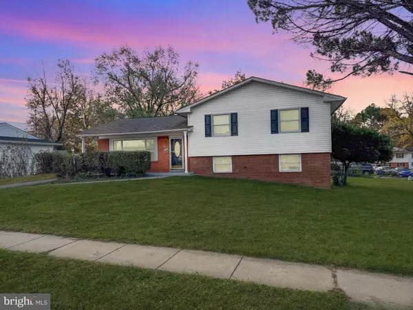 600 E POPLAR RD, Sterling, VA 20164