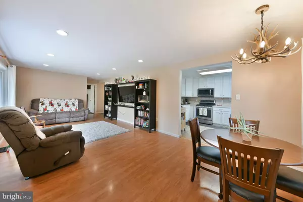 Hatboro, PA 19040,208 MARILYN RD