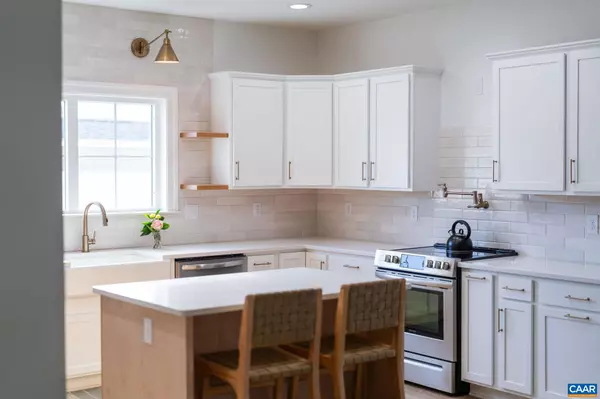 Waynesboro, VA 22980,12 LAURA JEAN CT