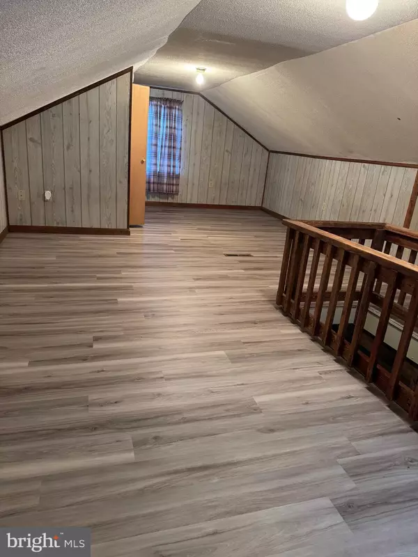 Lebanon, PA 17046,8 SPRUCE LN