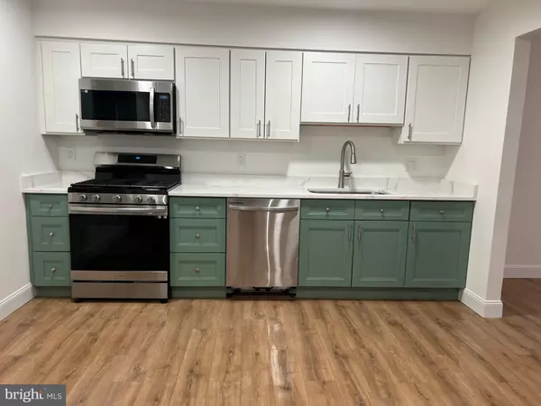 Medford, NJ 08055,27 FAWNHOLLOW CT