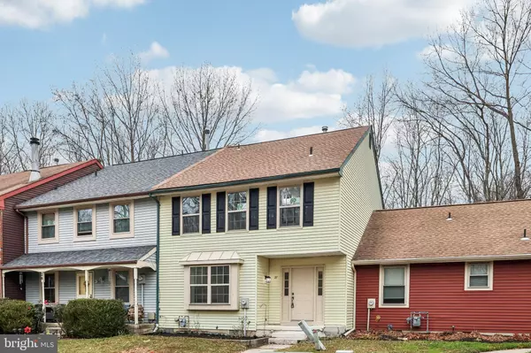 Medford, NJ 08055,27 FAWNHOLLOW CT