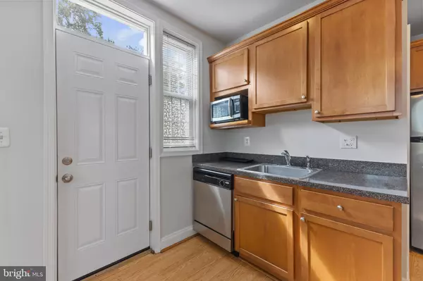 Severna Park, MD 21146,321 MAGOTHY RD #5