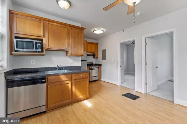 Severna Park, MD 21146,321 MAGOTHY RD #5