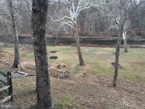 Furlong, PA 18925,880 MACCLESFIELD