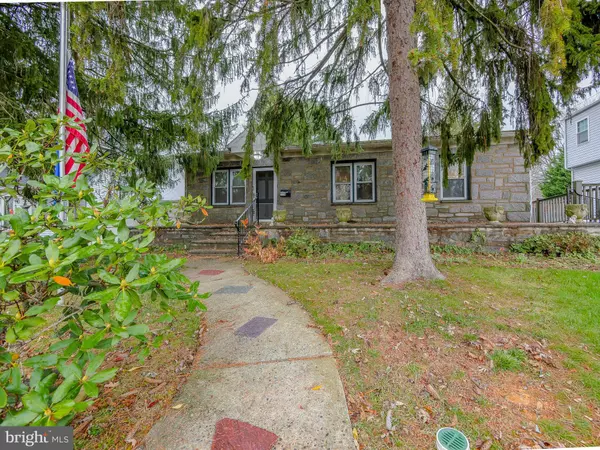 328 HILLSIDE AVE, Brookhaven, PA 19015