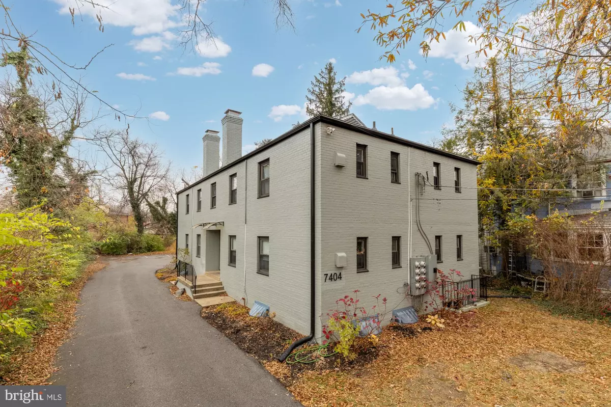 College Park, MD 20740,7404 COLUMBIA AVE