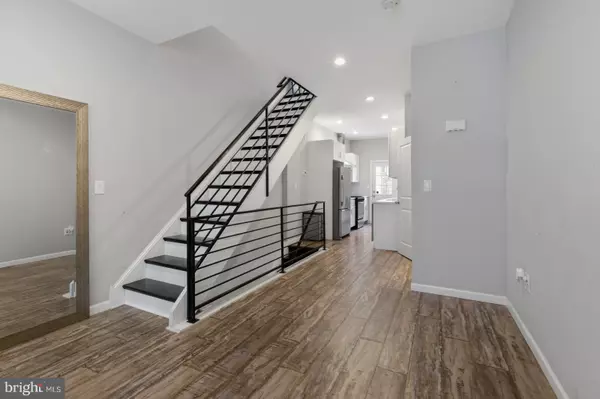 Philadelphia, PA 19148,2208 S 5TH ST