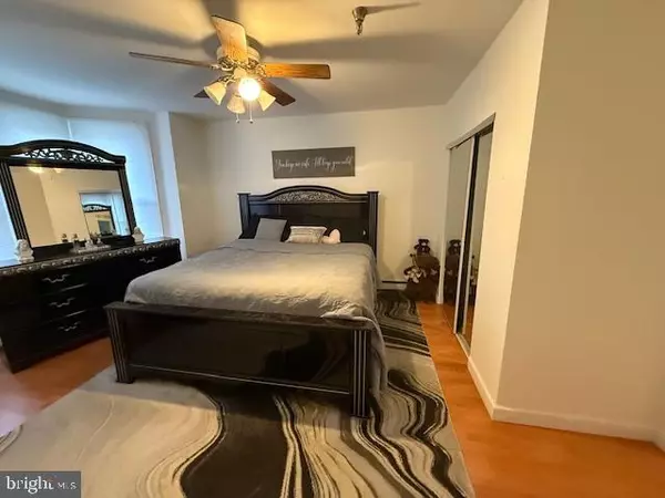 Berlin, NJ 08009,6 E TAUNTON AVE