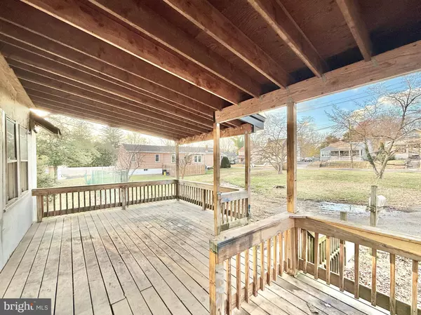 Trenton, NJ 08618,37 CENTRAL AVE