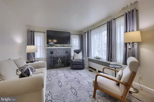 York, PA 17408,2263 MANOR RD