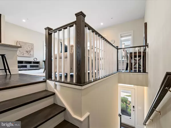 Ashburn, VA 20147,20092 OLD LINE TER