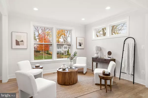 Bethesda, MD 20817,8506 HEMPSTEAD AVE