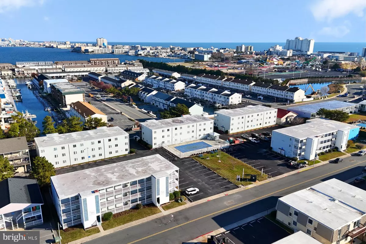 Ocean City, MD 21842,424 LARK LN #E305