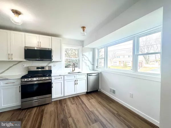 Hamilton, NJ 08620,63 GERARD RD