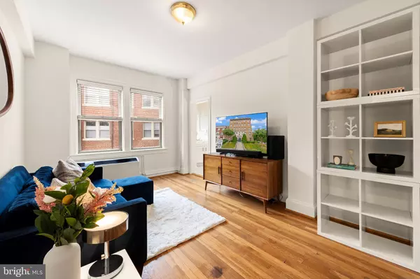 Washington, DC 20008,3446 CONNECTICUT AVE NW #401