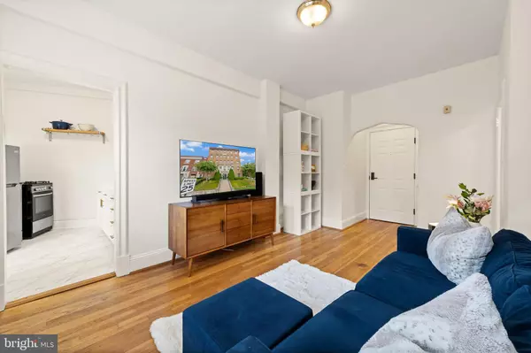 Washington, DC 20008,3446 CONNECTICUT AVE NW #401