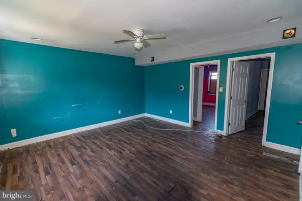 Baltimore, MD 21213,1403 N DECKER AVE