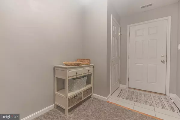 York, PA 17406,374 BRUAW DR