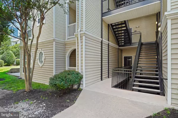 Alexandria, VA 22311,4551 STRUTFIELD LN #4315