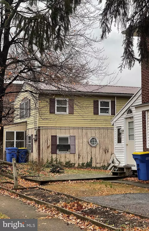 425 REAR SEVENTH STREET, New Cumberland, PA 17070