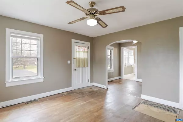 Waynesboro, VA 22980,1007 SHERWOOD AVE