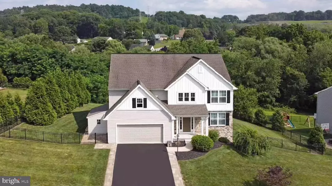 38 PALMER ST, Lebanon, PA 17042