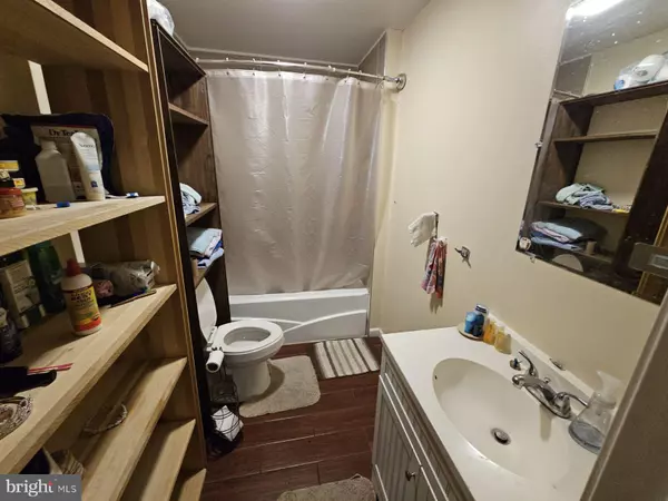 York, PA 17404,248 ROOSEVELT AVE