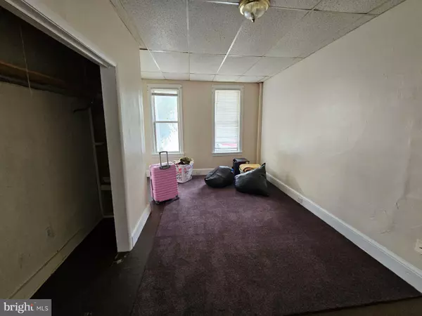 York, PA 17404,248 ROOSEVELT AVE