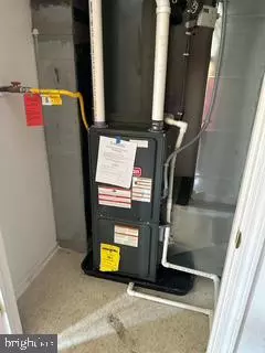 Trenton, NJ 08611,739 CENTRE ST SW