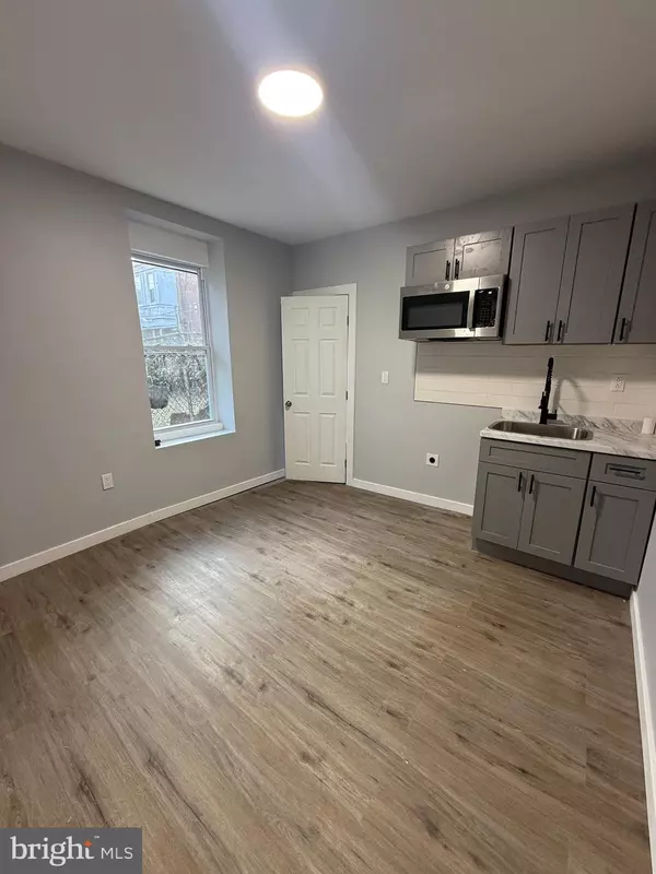 2260 N 16TH ST, Philadelphia, PA 19132