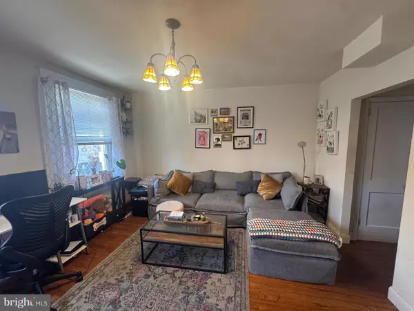 Philadelphia, PA 19146,1943 WAVERLY ST