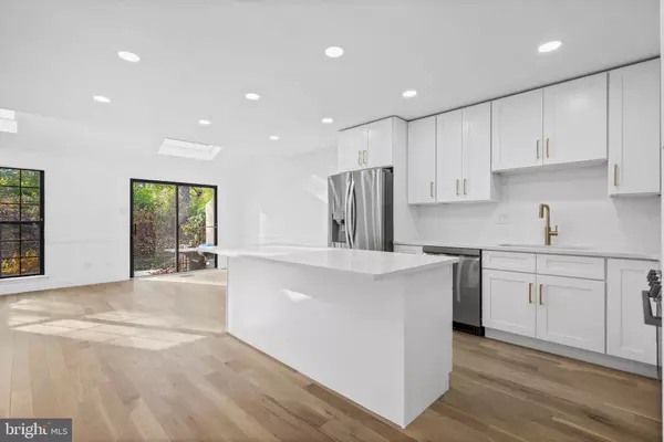 West Chester, PA 19382,1007 STONEHAM DR #1007B