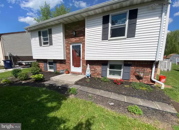 New Oxford, PA 17350,10 ANTLER LN