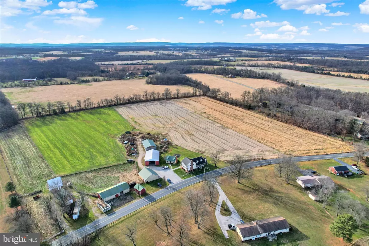 New Oxford, PA 17350,2894 OXFORD RD